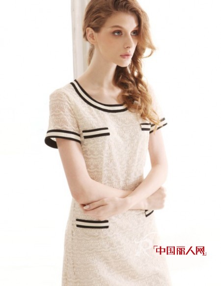 深圳图案品牌女装陕西汉中店于8月12日试营业