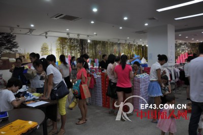 宝派七夕特卖会 巴布豆流氓兔一折起