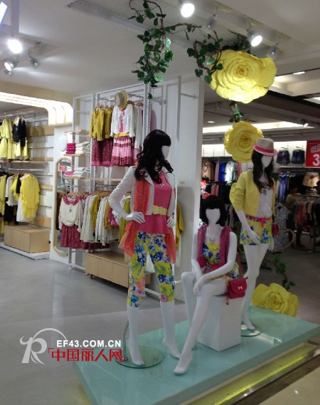长春重庆路,潮人港emu黄玫瑰双店齐开