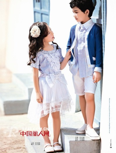 条纹怎么搭配 蓝色条纹小巧妙打造清新风格