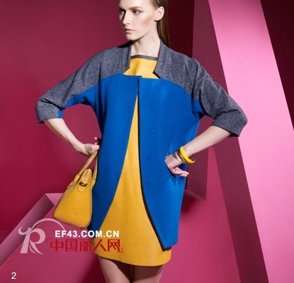 今年秋冬流行服饰 廓形大衣依旧走红