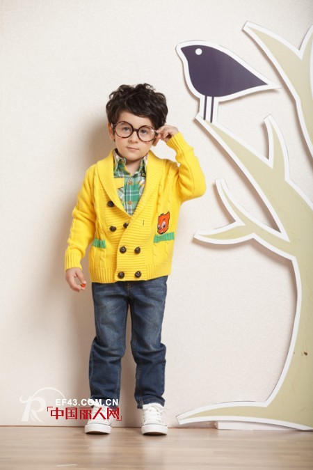 秋款针织衫 再度掀起时尚狂潮