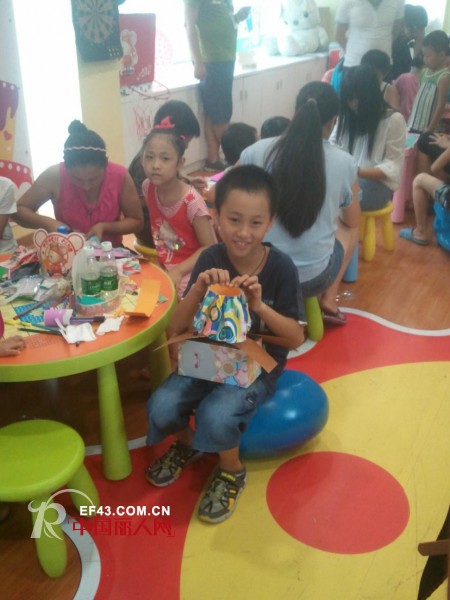 铅笔俱乐部 - PENCIL CLUB