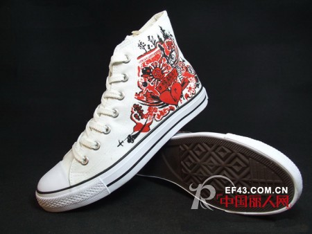 帆布鞋的主要式样 总有一款适合你