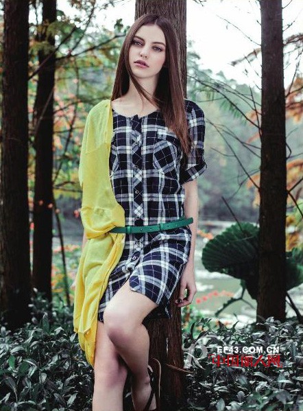 经典苏格兰格纹 新季单品巧妙搭配