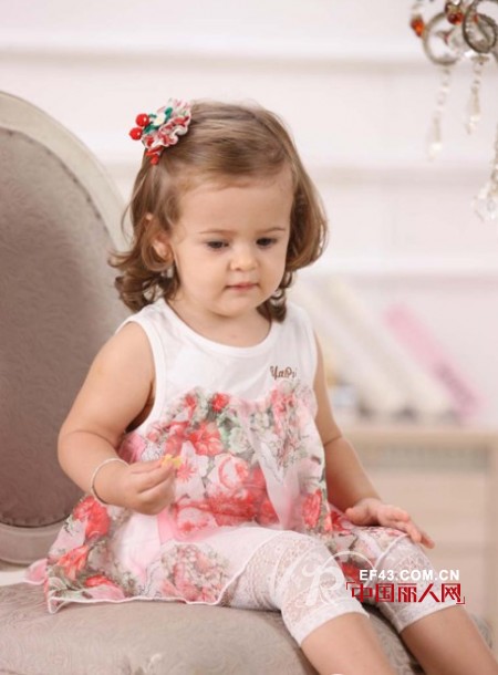 夏季清凉舒适搭配 学会给宝宝健康搭配技巧