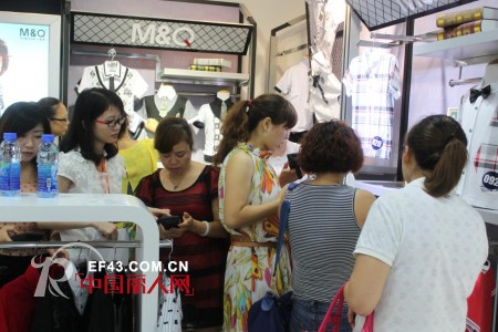 黑白最摇摆精彩我做主 M&Q品牌童装2014春夏新品订货会火热进行中