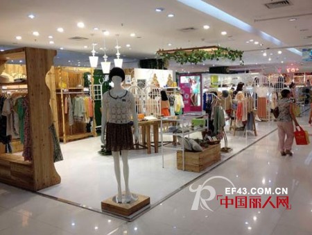 LUV-鹿葳武汉摩尔城新店已隆重开张