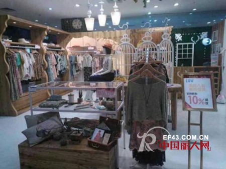 LUV-鹿葳武汉摩尔城新店已隆重开张