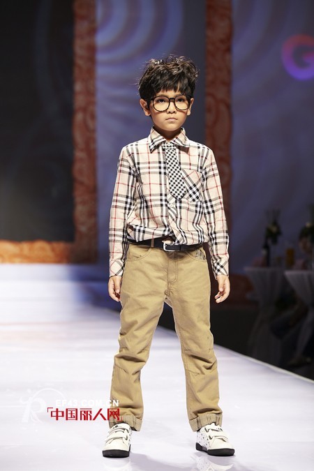 让孩子和辣妈们都喜爱的秋冬童装怎么选