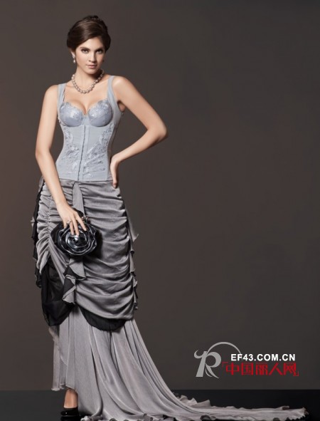 茜比美体功能内衣  凸显女人的个性品味