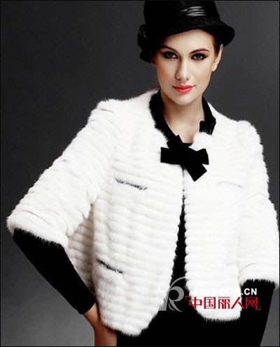 时尚皮草大衣单品搭配 奢华装扮尽显妩媚人生