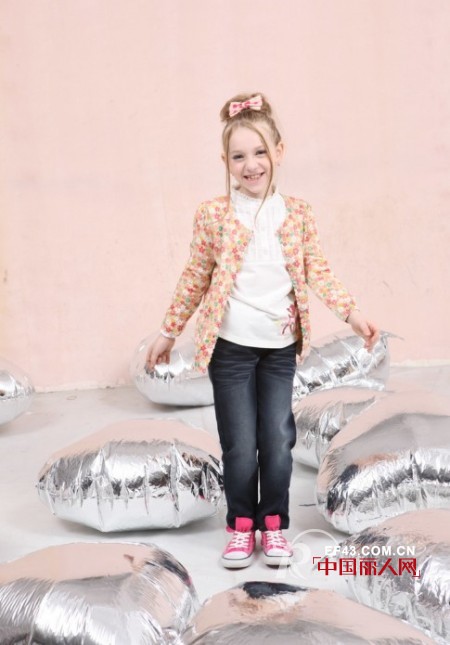 秋冬流行什么颜色 教你如何打造秋冬潮流装