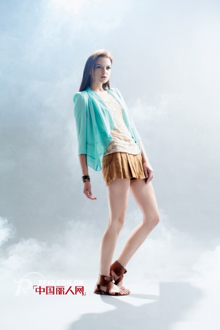 独傲女装金秋收获多  多家新店即将全新开业