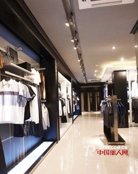 卡宾零售店铺灯光照明体验