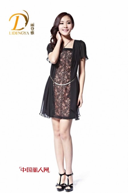 告别酷热季节  缅怀今夏蕾丝连衣裙