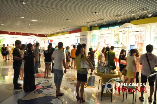 大拇哥筑梦动漫时尚王国