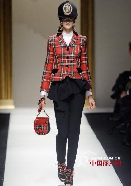 时尚霸主格纹元素妙趣无穷  玩起格调绝不含糊