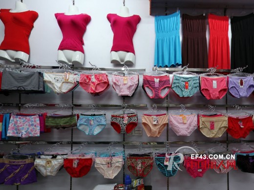 进货须知楼层 篁园服装市场四楼-睡衣,羊毛衫,童装