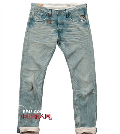 Replay 水洗白牛仔款式轻薄上演秋季清新装扮