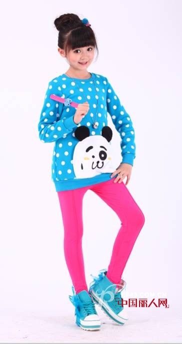 新学期新启程,第一品牌越位少年装与孩子们共同进步