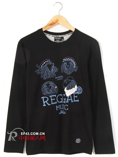 初秋搭配怎么少得了长T恤