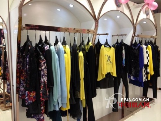 热烈庆祝迪斯廷·凯女装湖南郴州中皇城店盛大开业