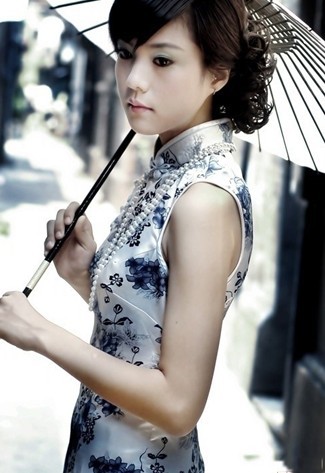 什么牌子的旗袍比较好?2013十大旗袍品牌由哪些?