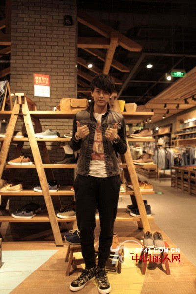 美特斯．邦威-Meters/bonwe