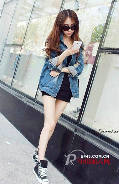 牛仔外套怎么搭配 时尚达人教你穿出活力