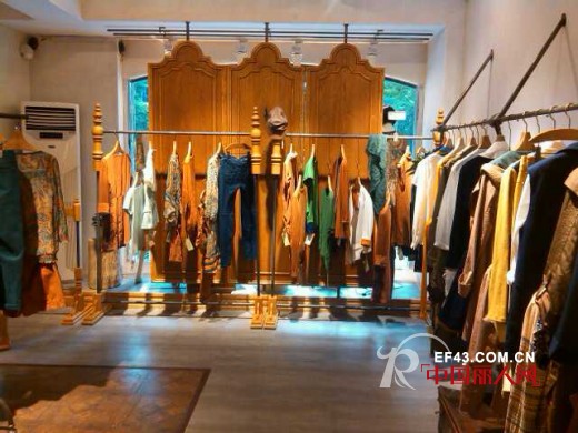 雪歌XG女装山东即墨中心路店盛大开业