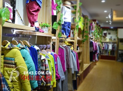 妈咪之星童装品牌第五代店面形象华丽升级