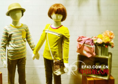 妈咪之星童装品牌第五代店面形象华丽升级