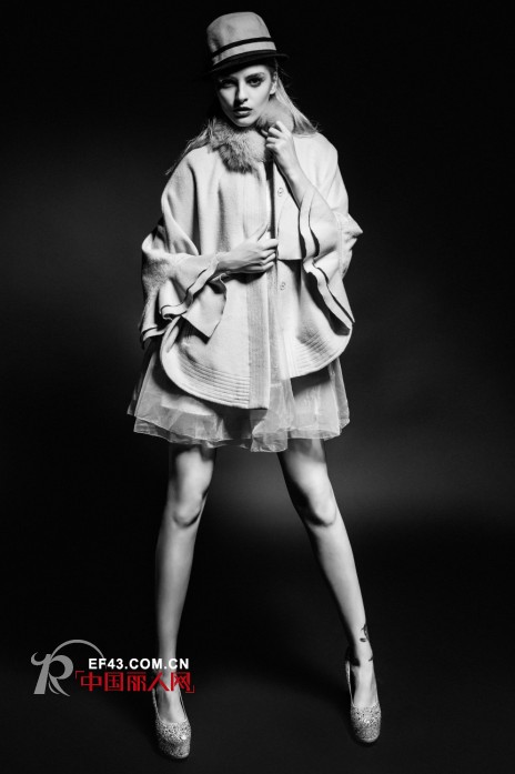 2013年秋冬女装的流行趋势  蓝色倾情为你呈现