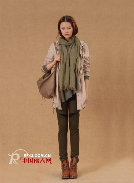 如何装扮才能更好看 纯朴素雅风格