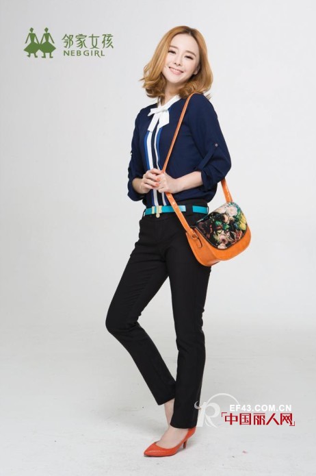 邻家女孩秋季穿衣秘笈——如何穿出条纹显瘦型look