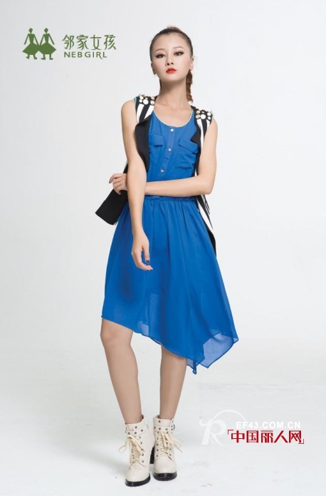 邻家女孩秋季穿衣秘笈——如何穿出条纹显瘦型look