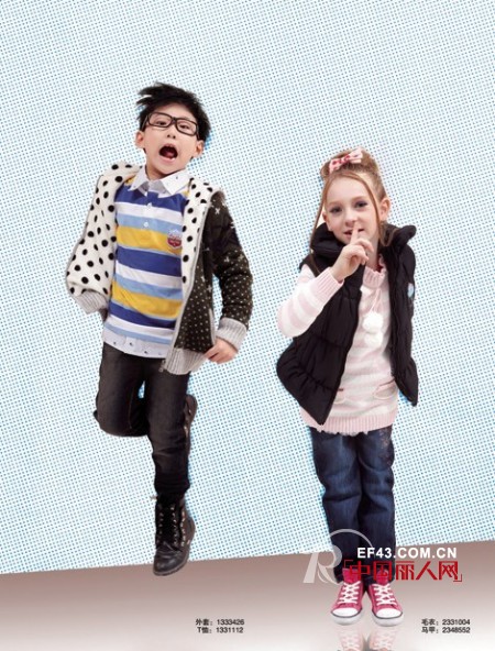 秋冬最流行的搭配 巧搭马甲小外套