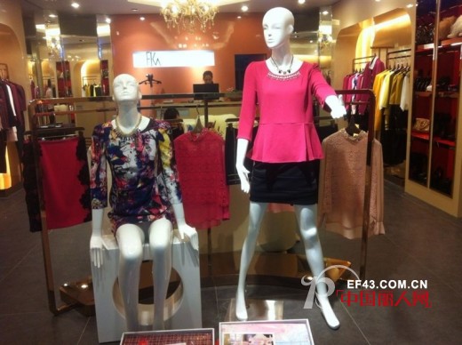 热烈祝贺弗卡FKA女装身影恒隆百货店隆重开业