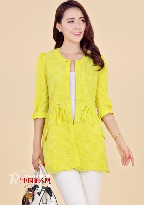 透视镂空蕾丝长衫搭配  做个浪漫的完美主义者