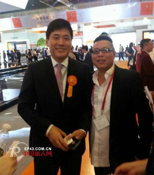 连奴公司AE品牌成功与万达集团签订战略合作协议