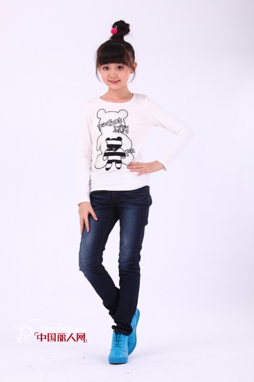 越位少年装今秋潮流卡通设计,时尚欢快美不胜收