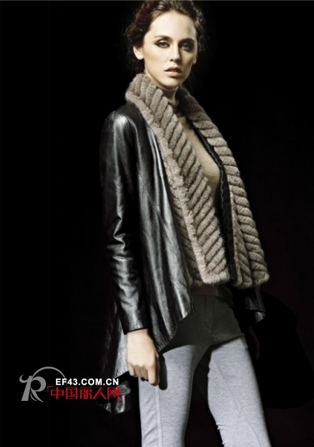 皮衣款式搭配 皮衣怎么搭配才好看