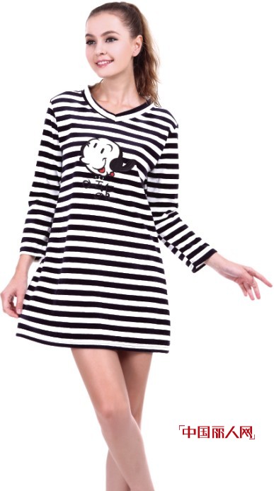 女人100时尚品牌内衣 性感魅力新风尚