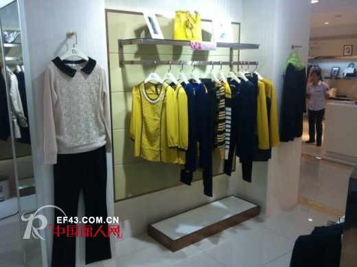 热烈庆祝迪图女装江苏泰兴市鼓楼商厦专柜盛大开业