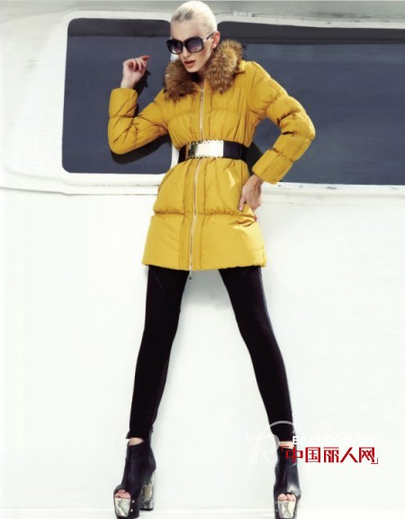 2013亮黄色系列羽绒服全新上市