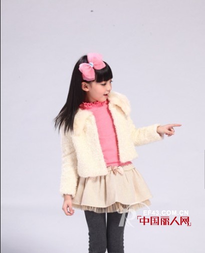 中秋节穿什么呢 汪小荷时尚童装给孩子不一样的感觉