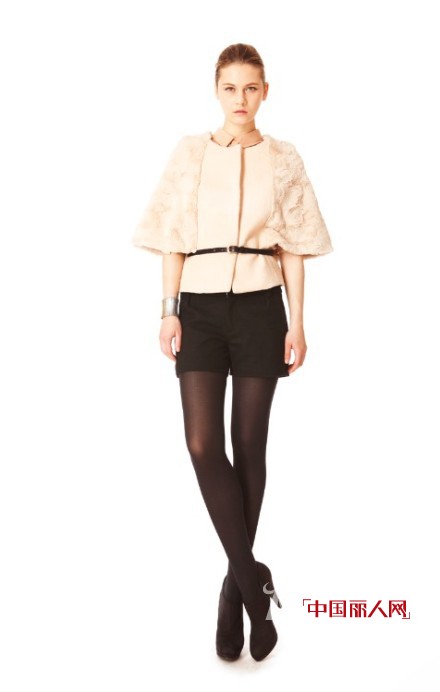 甜美秋装搭配 a.y.k为您打造