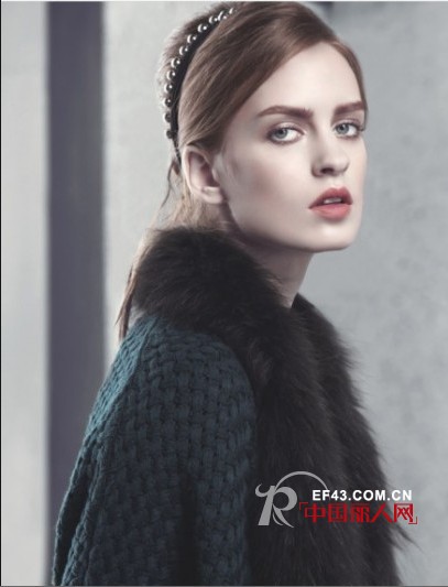 2013年秋冬款 高贵,时尚卡蔓女装