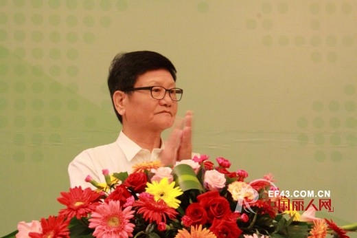 海斯摩尔生物科技有限公司董事长胡广敏同志在第九届中国国际抗菌产业发展大会致辞